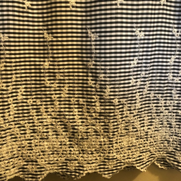 A14- Another story Tank top - Picture 2 of 7